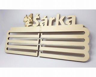 Věšák na medaile pro malé hasiče 2